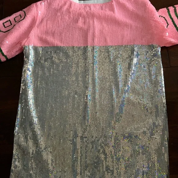 DAVI & DANI Silver Sequin Hoodie with Pink Sleeves and Green '08' - Picture 2 of 2